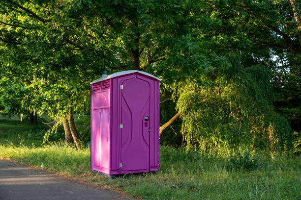 Best High-end porta potty rental  in Metairie, LA